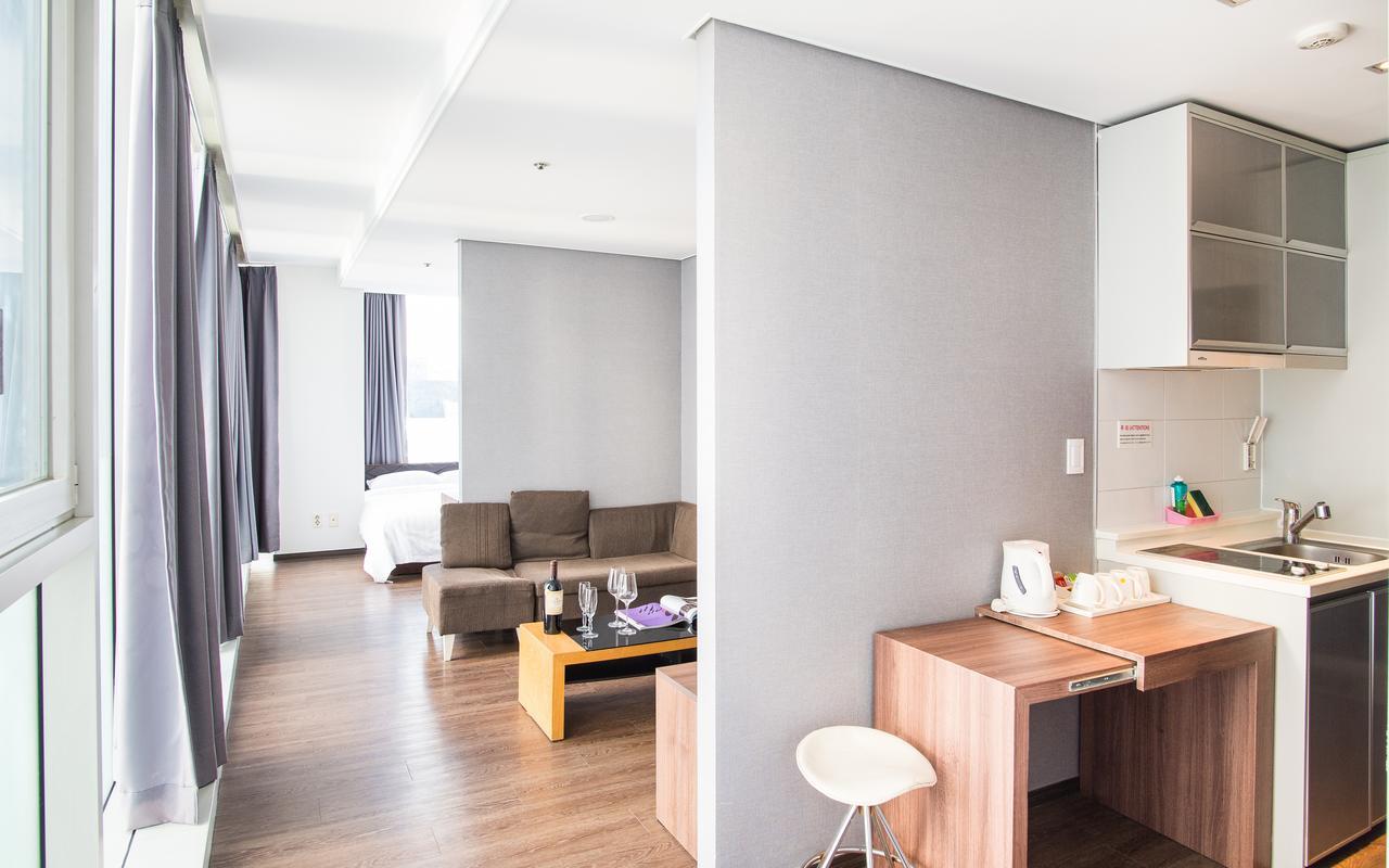 Hotel Arinus Shinchon Seoul Exterior foto